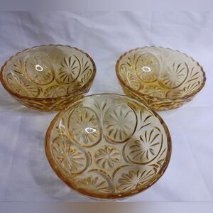 Vintage Anchor Hocking Medallion Or Star Cameo Amber Glass Bowls (3)
